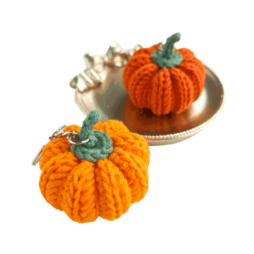 Cute Crochet Pumpkin Keychain Pattern – Beginner-Friendly DIY